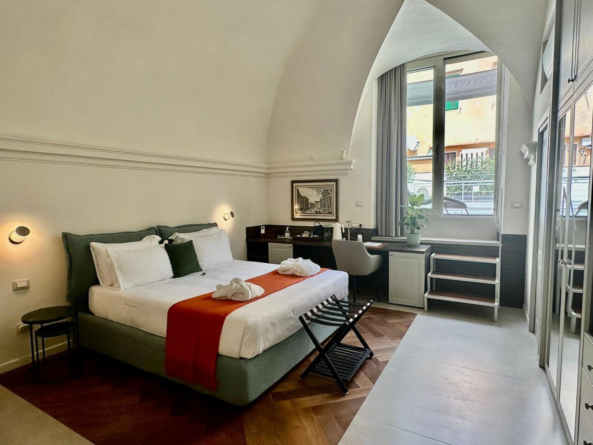 Dimora Collection - Le Corti - Boutique Luxury Suites In A Restored 13Th Century Convent, With Sauna And Gym (Adults Only) Florenz Exterior foto