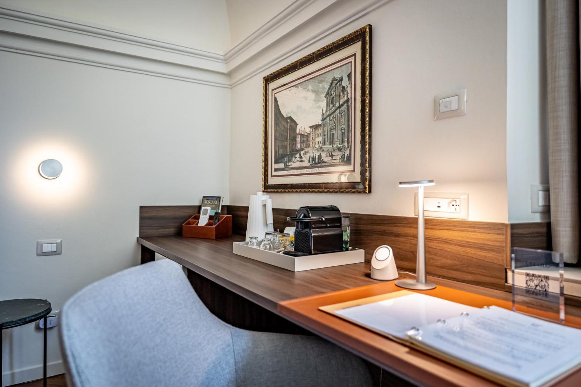 Dimora Collection - Le Corti - Boutique Luxury Suites In A Restored 13Th Century Convent, With Sauna And Gym (Adults Only) Florenz Exterior foto